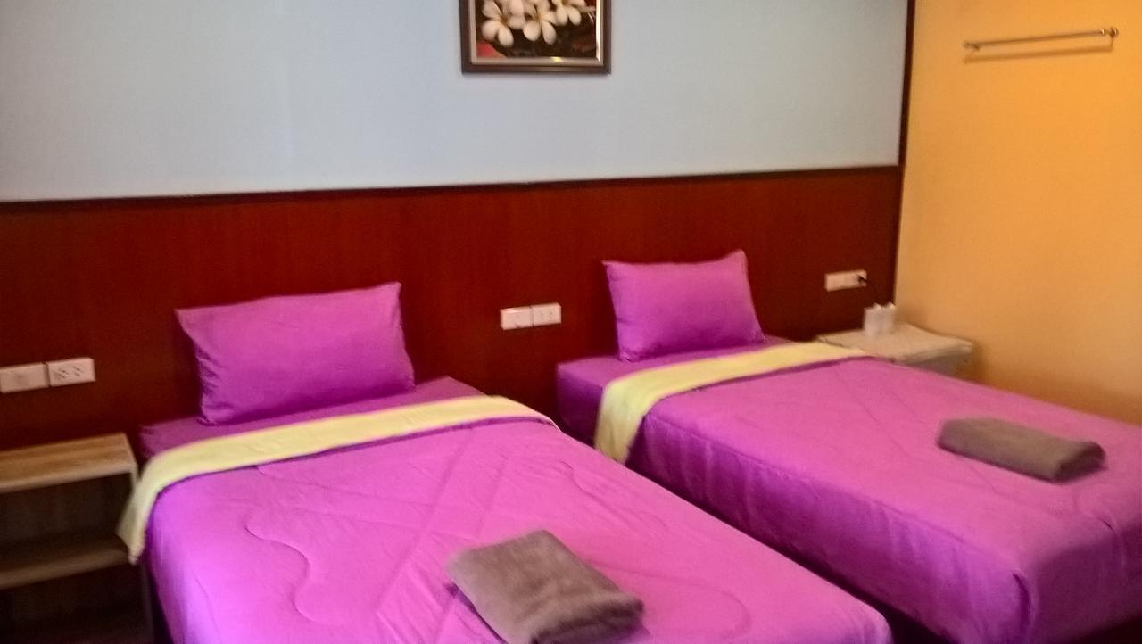 Aiyara House Bed and Breakfast Phra Nakhon Si Ayutthaya Buitenkant foto