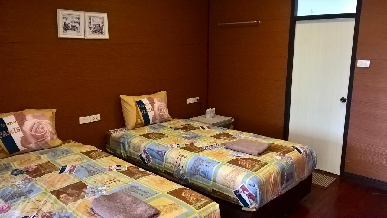 Aiyara House Bed and Breakfast Phra Nakhon Si Ayutthaya Buitenkant foto