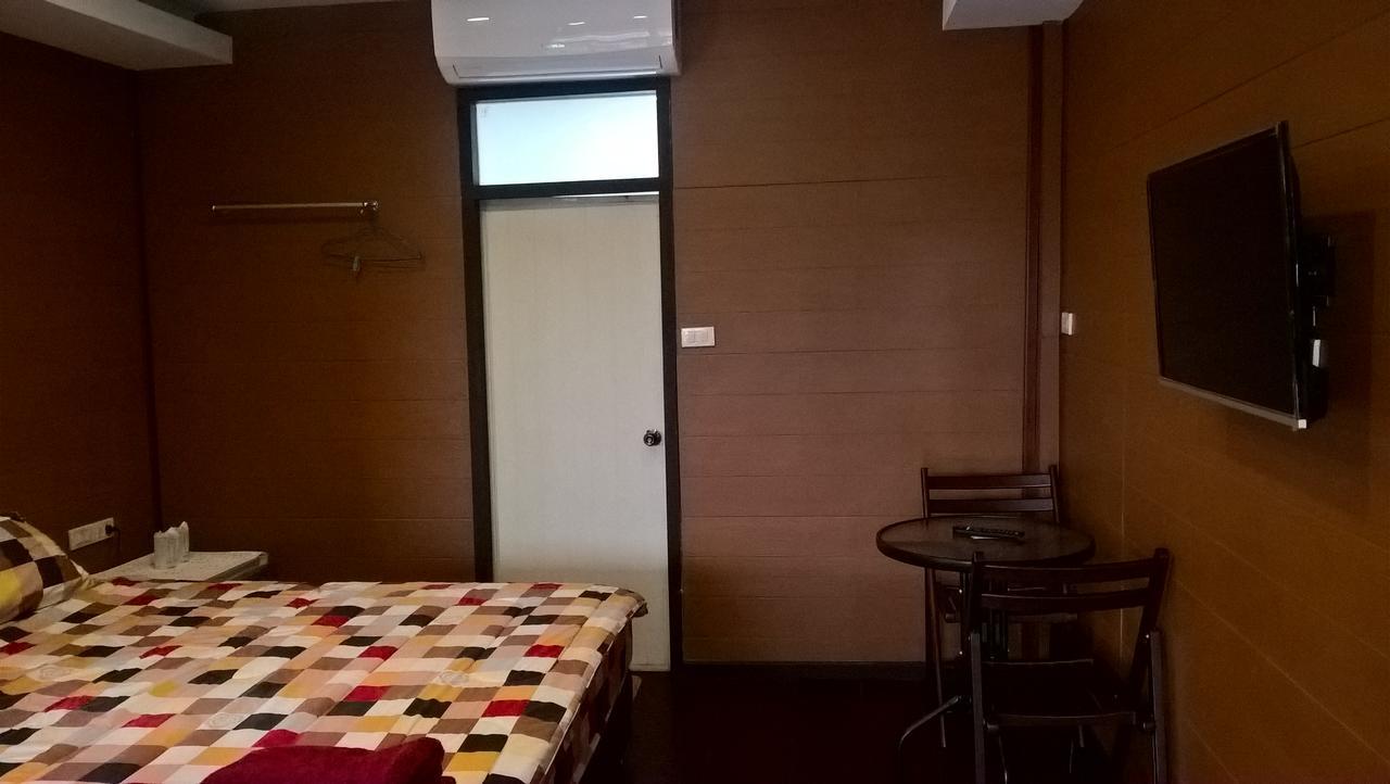 Aiyara House Bed and Breakfast Phra Nakhon Si Ayutthaya Buitenkant foto